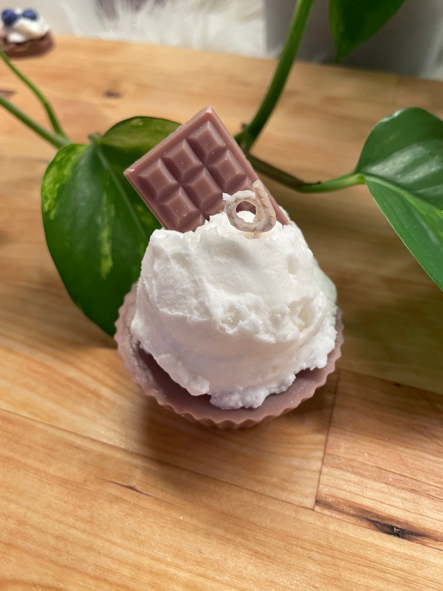 Candle "Icecream - Muffin" - Cinnamon bun