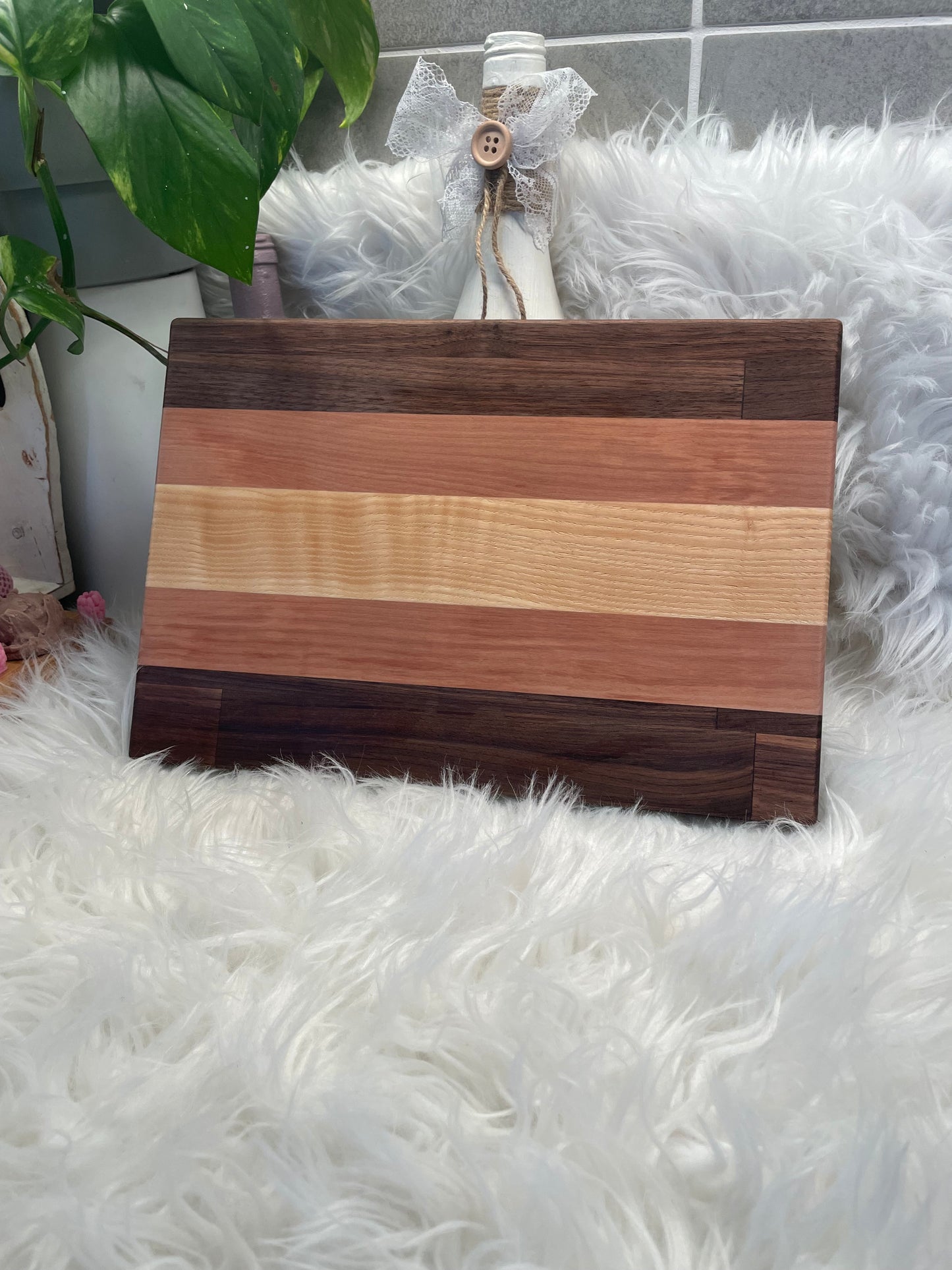 Handmade Cutting Board – Walnut, Cherry & Birch (21x30x3 cm)