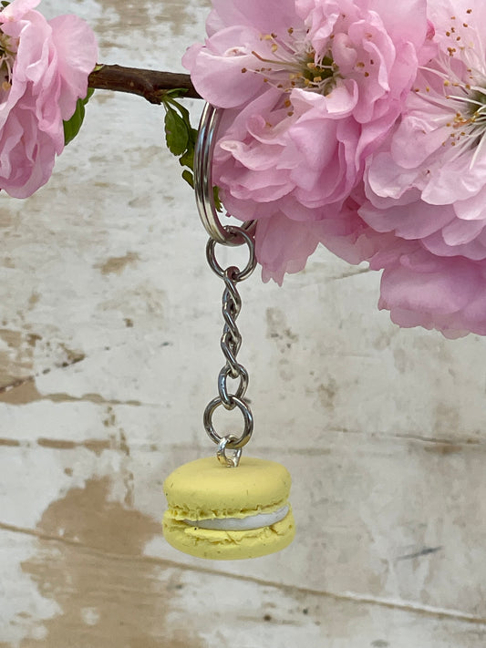 Keychain Macaron "Yummi Yum" Yellow